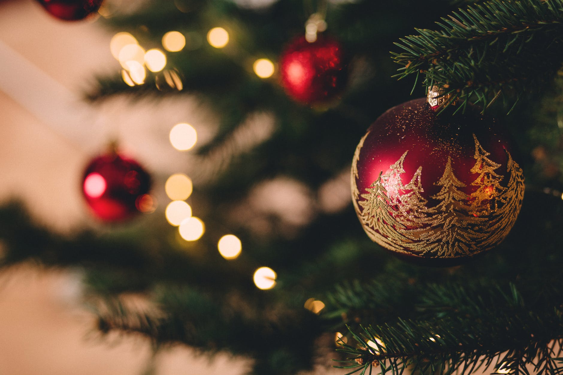 Christmas tree, illustrating IFAs keeping their financial marketing going over Christmas